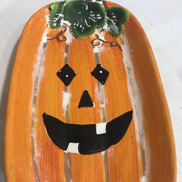 Halloween Pumpkin Decorative Trays Set of 2  Smiling Jack-O'-Lantern Design - Picture 3 of 7
